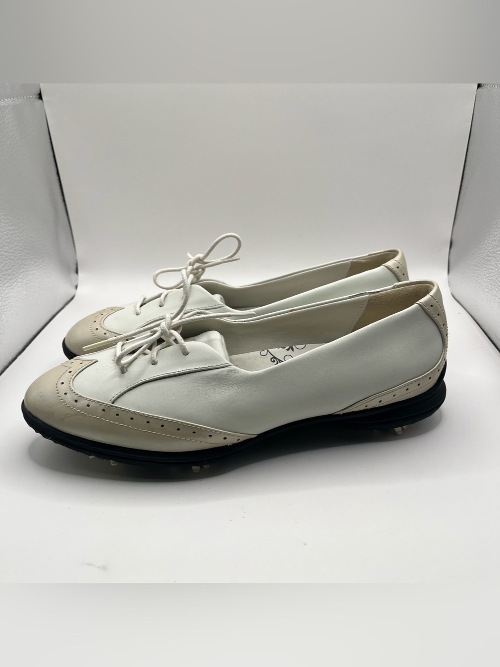 Callaway Women's Rhiona golf shoes size 7.5 slip on